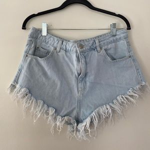 Topshop Kiri High-waited Denim Short Light Wash